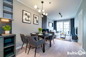 Posedenie v ubytovaní Apartamenty BalticON Kasprowicza parking inclusive