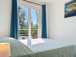 Ένα ή περισσότερα κρεβάτια σε δωμάτιο στο Royal Palm +58 φωτογραφίες