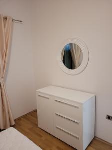 Posteľ alebo postele v izbe v ubytovaní Apartman Jopa