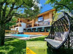 Bazén v ubytování Hotel Alpina nebo v jeho okolí