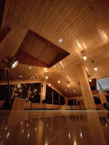 吉布The Forest Pinnacle and Café, Jibhi的相册照片