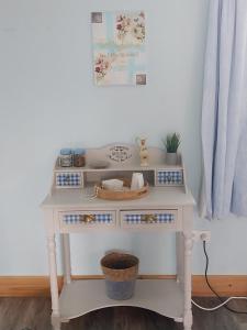 Zdjęcie z galerii obiektu La maison vanillier w mieście Saint-Cyr-du-Bailleul