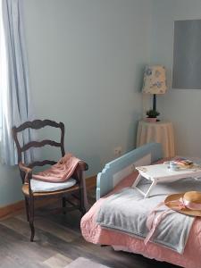 Zdjęcie z galerii obiektu La maison vanillier w mieście Saint-Cyr-du-Bailleul