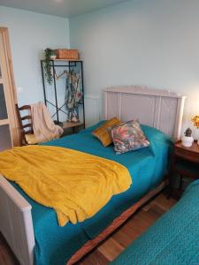 Zdjęcie z galerii obiektu La maison vanillier w mieście Saint-Cyr-du-Bailleul