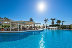 Bazén v ubytovaní Rodos Palladium Leisure & Wellness alebo v jeho blízkosti