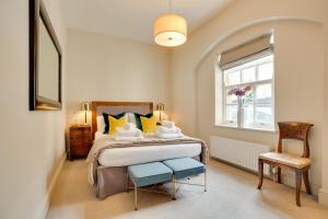 Voodi või voodid majutusasutuse Spence Lodge: Beautiful 2-Bedroom Stone Cottage toas