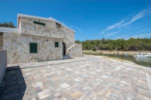 ヴィルにあるVilla Sanaの石造りの建物