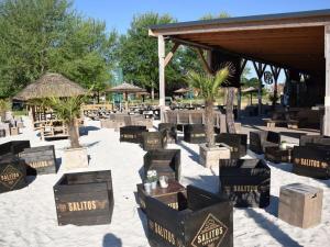 Restaurace v ubytování Holiday home Maja am See