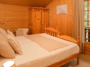 Letto o letti in una camera di Apartment Colline 8 by Interhome