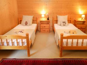 Letto o letti in una camera di Apartment Colline 8 by Interhome