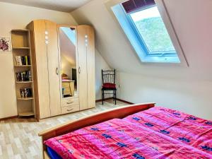 Postel nebo postele na pokoji v ubytování Apartment Gebauer-2 by Interhome