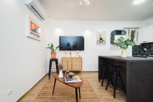 TV a/nebo společenská místnost v ubytování Perina apartments