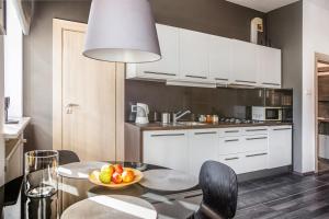 Kuchyňa alebo kuchynka v ubytovaní Stylowy apartament w najlepszej lokalizacji