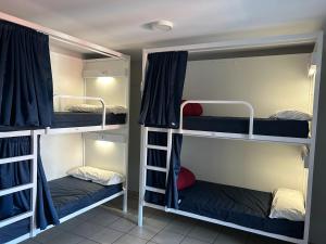 Posteľ alebo postele v izbe v ubytovaní Albergue San Anton