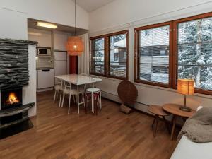 Køkken eller tekøkken på Holiday Home Kesä-iikka 4 by Interhome