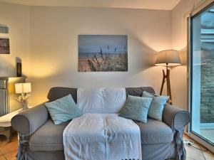 Χώρος καθιστικού στο Holiday Home La Boirie by Interhome
