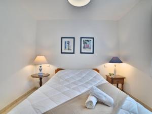 Katil atau katil-katil dalam bilik di Holiday Home beaurepaire by Interhome