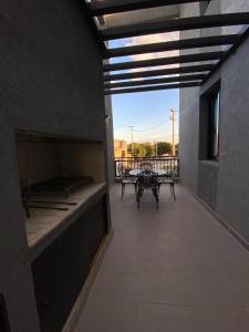 En balkon eller terrasse på Gergis House + 3 billeder