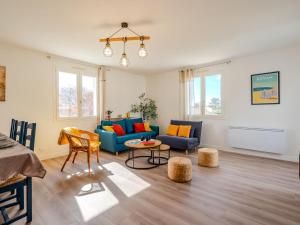Χώρος καθιστικού στο Holiday Home Maison Elio by Interhome