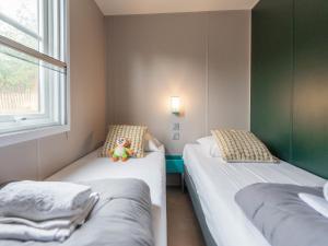 Fotografie z fotogalerie ubytování Holiday Home Mobilhome Luxe 4 personnes 2 chambres by Interhome v destinaci Prunières
