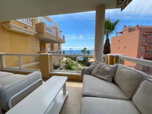 Balkón nebo terasa v ubytování LA CALETA - LUXURY 3 BEDROOM SEA VIEW by Grupo Quattro