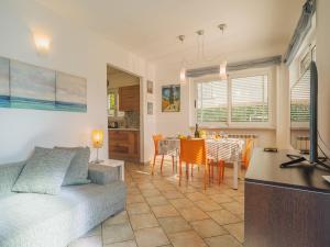 Η κουζίνα ή μικρή κουζίνα στο Apartment La casa di Alice by Interhome