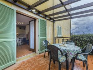 Fotografie z fotogalerie ubytování Apartment Corbezzolo by Interhome v destinaci Monteverdi Marittimo