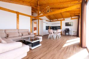 Μια τηλεόραση ή/και κέντρο ψυχαγωγίας στο Klajdi Apartaments