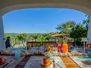 Balkón alebo terasa v ubytovaní Sardinia Family Villas - Villa Brunilde with private pool
