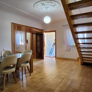 Fotografie z fotogalerie ubytování Uphill house. v destinaci Vorë