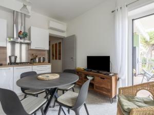 Η κουζίνα ή μικρή κουζίνα στο Apartment Epine by Interhome