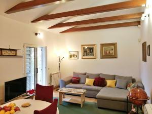 Posezení v ubytování Holiday Home Marija by Interhome