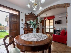 Posezení v ubytování Holiday Home La Casa del Nonno by Interhome