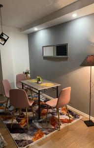 Φωτογραφία από το άλμπουμ του Stan na dan Alipasino Polje στο Σαράγεβο