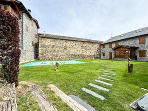 Photo de la galerie de l'établissement Cal Fontcitrana, casa de montaña, à Llívia