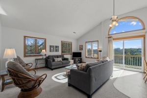 Predel za sedenje v nastanitvi 4670 - Shell-Y-Bration by Resort Realty