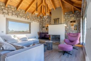 Gallery image of Rhode Luxury Villa in Kalithies