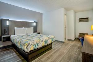 Postel nebo postele na pokoji v ubytování Motel 6-Richland, WA - Kennewick