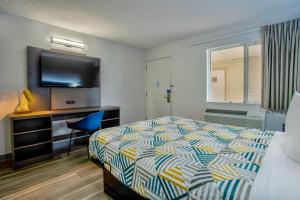 Postel nebo postele na pokoji v ubytování Motel 6-Richland, WA - Kennewick