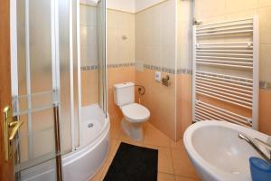 Kúpeľňa v ubytovaní Apartmany ZEA