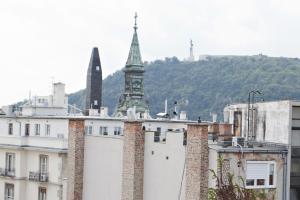 Výhľad na hory alebo výhľad na hory priamo z apartmánu