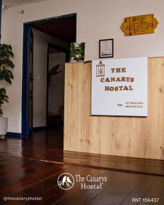 Vottorð, verðlaun, skilti eða annað skjal til sýnis á The Canarys Hostal