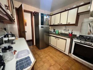 Dapur atau dapur kecil di Apartamento grande/confortável no Flamengo