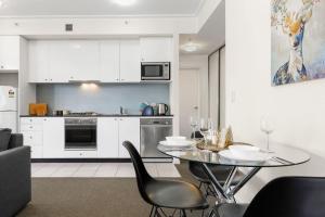 Foto dalla galleria di A Modern Apt City Views Next to Darling Harbour a Sydney Altre 20 foto