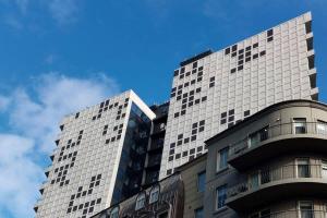 Kép A Stylish 2BR Apt in the Heart of Chapel Street szállásáról Melbourne-ben a galériában