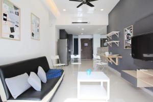 Fotografie z fotogalerie ubytování Cozy, High-Floor 2BR Apt Near LEGOLAND v destinaci Nusajaya