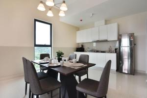 Lux & Stylish 2BR Apt at KLGCC Free Parking