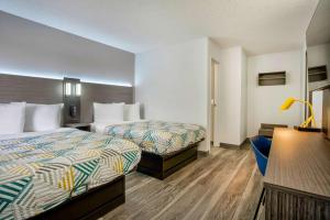 Postel nebo postele na pokoji v ubytování Motel 6-Richland, WA - Kennewick