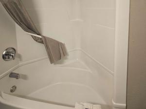 Koupelna v ubytování Motel 6 Sinton TX