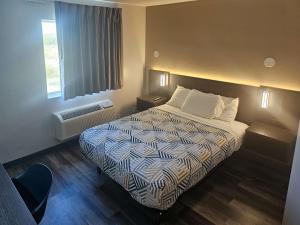Postel nebo postele na pokoji v ubytování Motel 6 Sinton TX